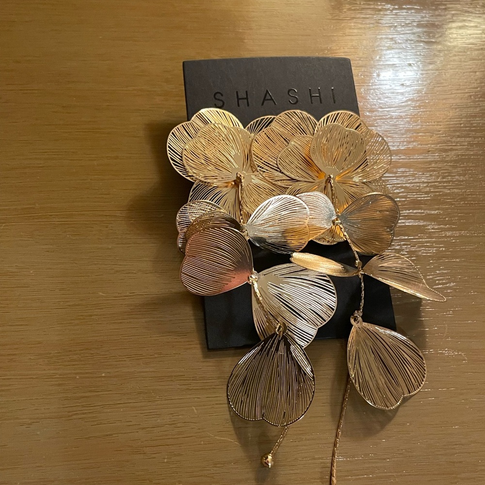 NWT | Shashi | Post Gold Floral Dangle Earrings